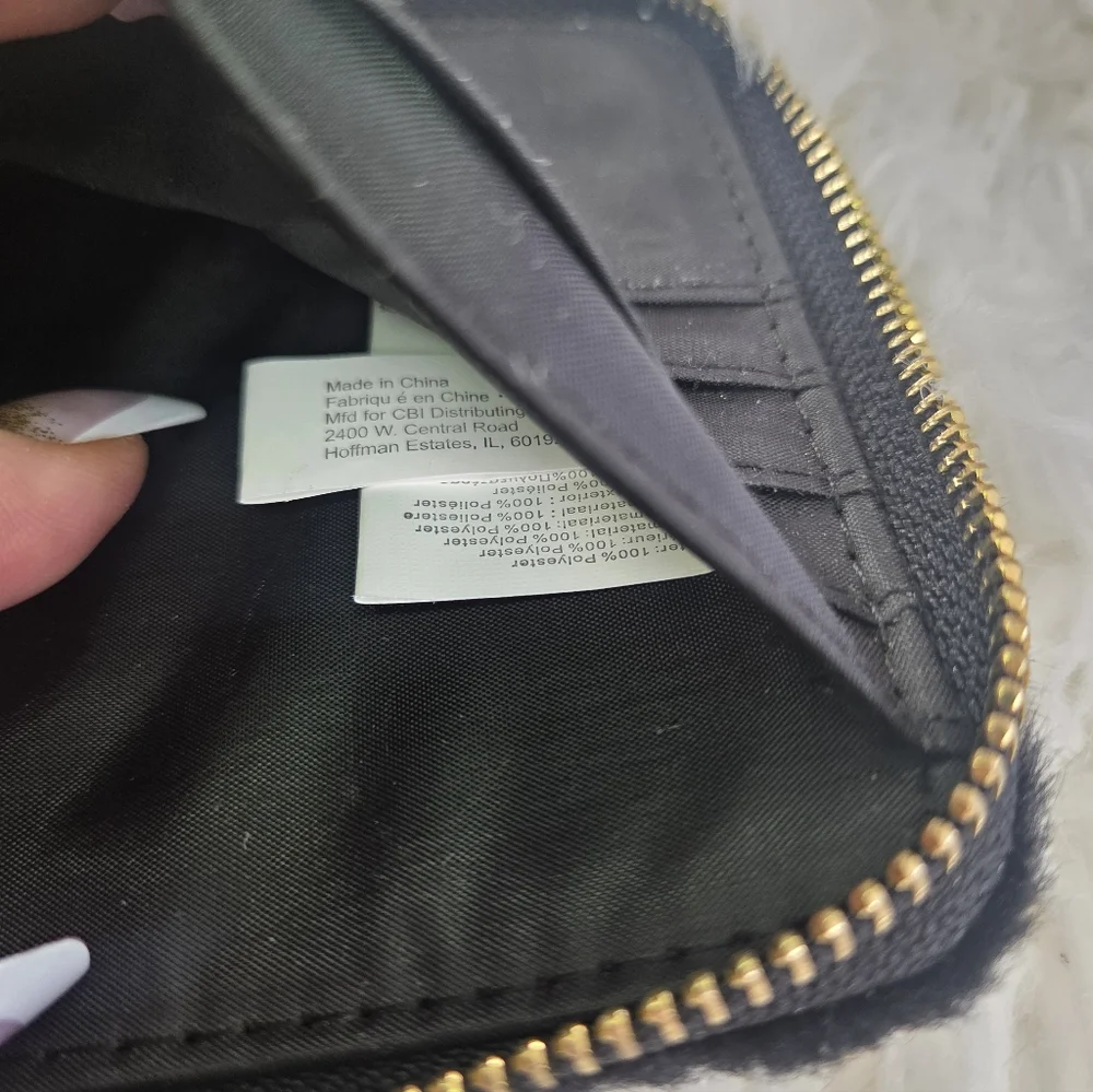 Claire's Black Gold Square Zip Around Elegant Faux Fur Wallet Clutch Purse